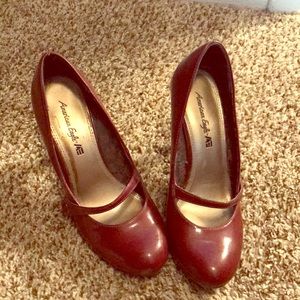 American Eagle Mary Jane heels - size 9